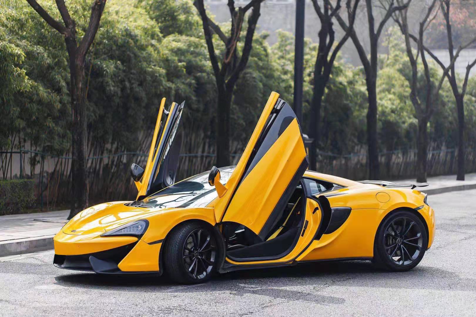 迈凯伦540C黄色2017年01月