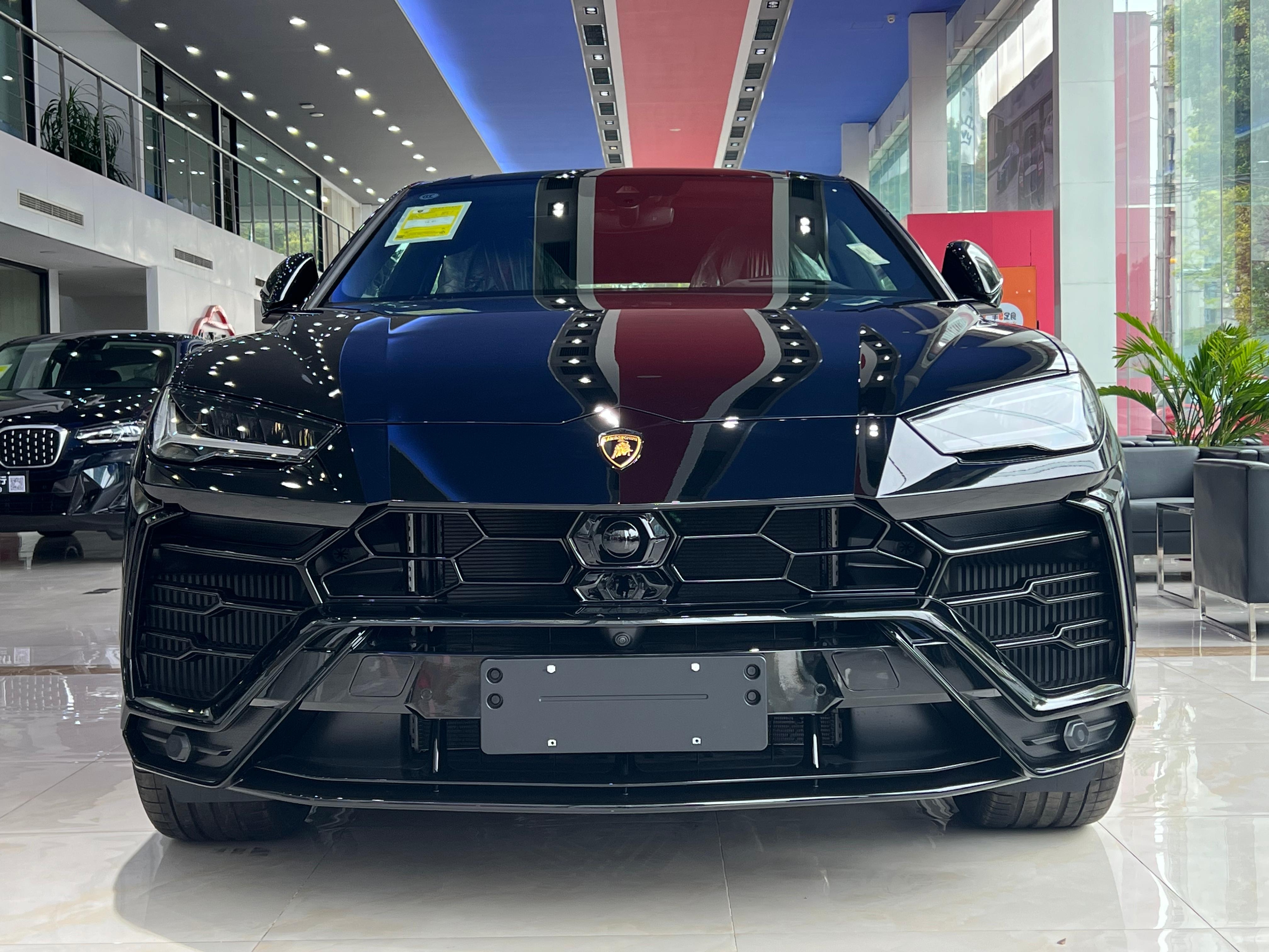 兰博基尼urus 2021款 4.0t v8