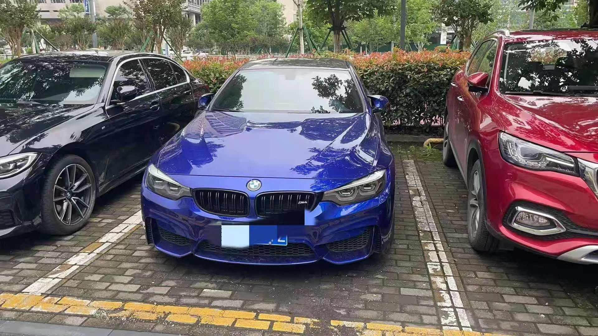 宝马M系M4蓝色2019年04月