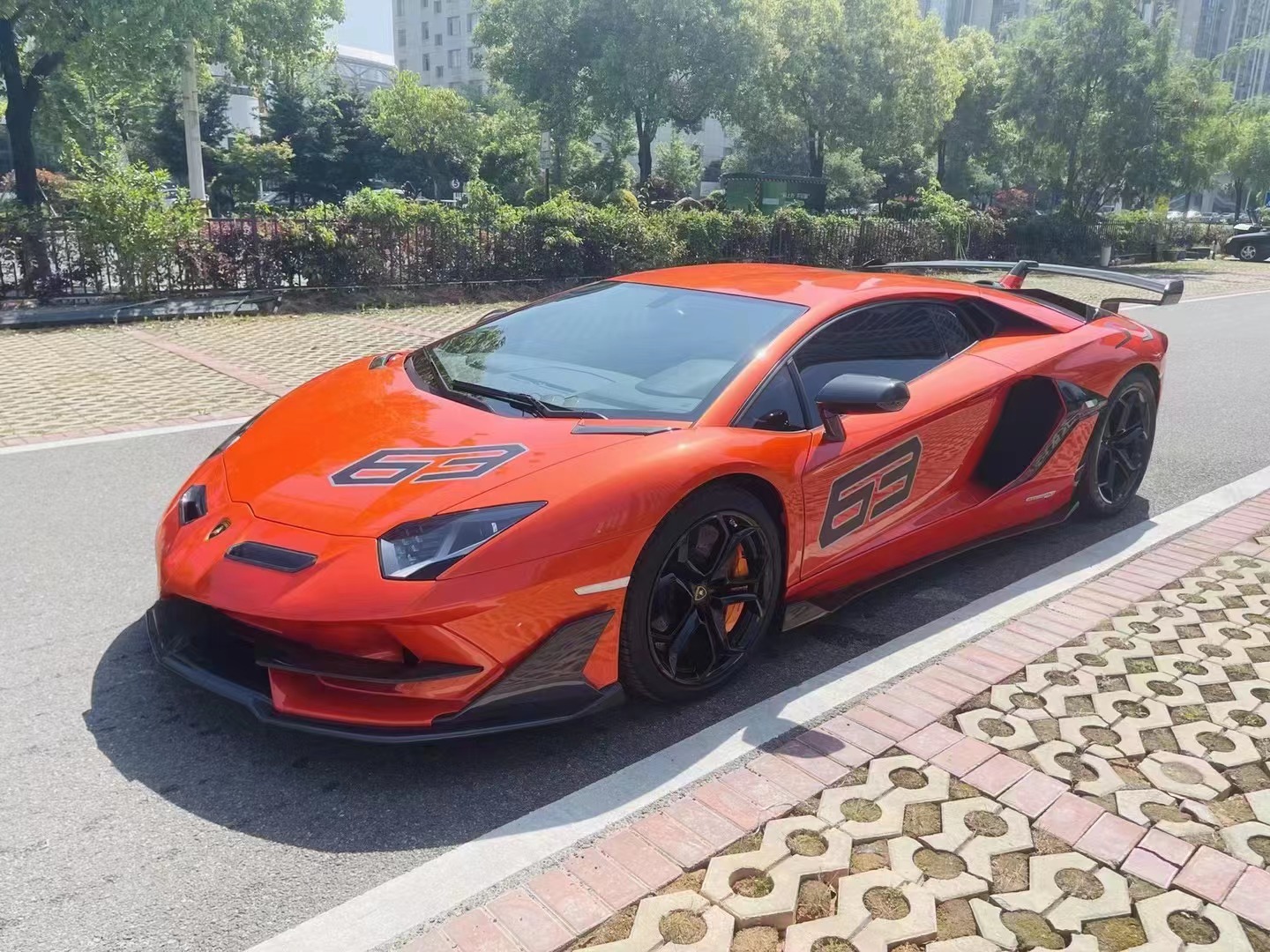 兰博基尼Aventador橙色2013年08月