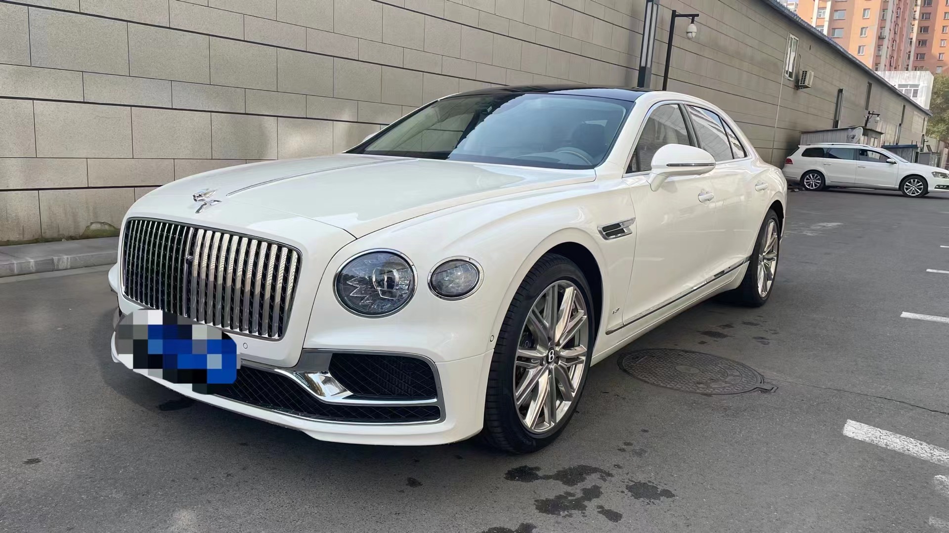 宾利 2022款 飞驰 4.0T V8 标准版报价|图片|出售|多少钱|哪里有卖的295.02万元-超跑之家