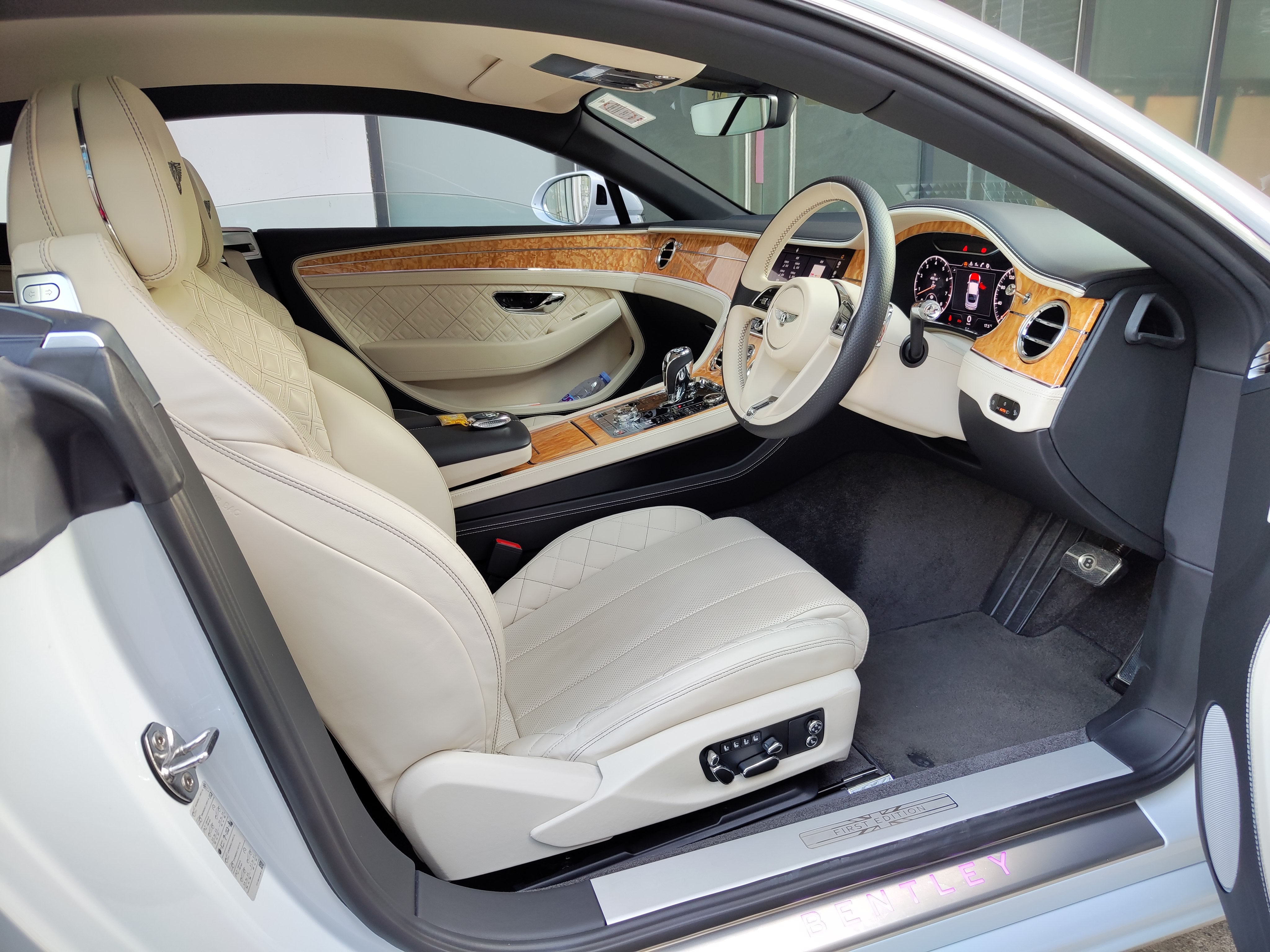 宾利 2018款 欧陆 6.0T GT W12