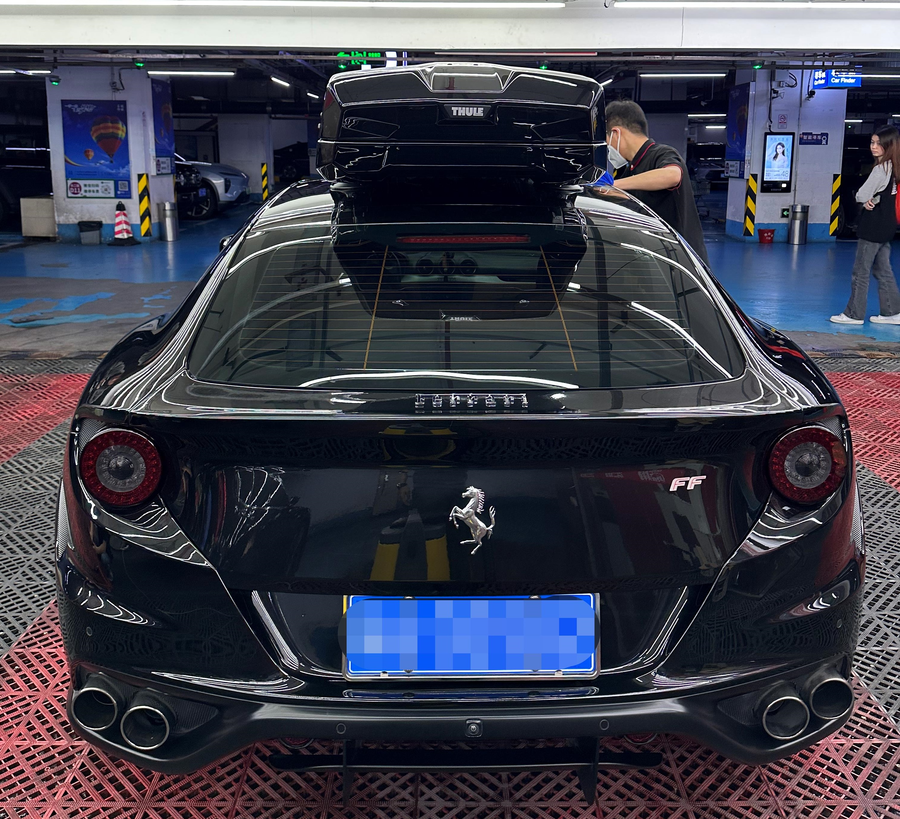 法拉利 2012款 FF 6.3L V12
