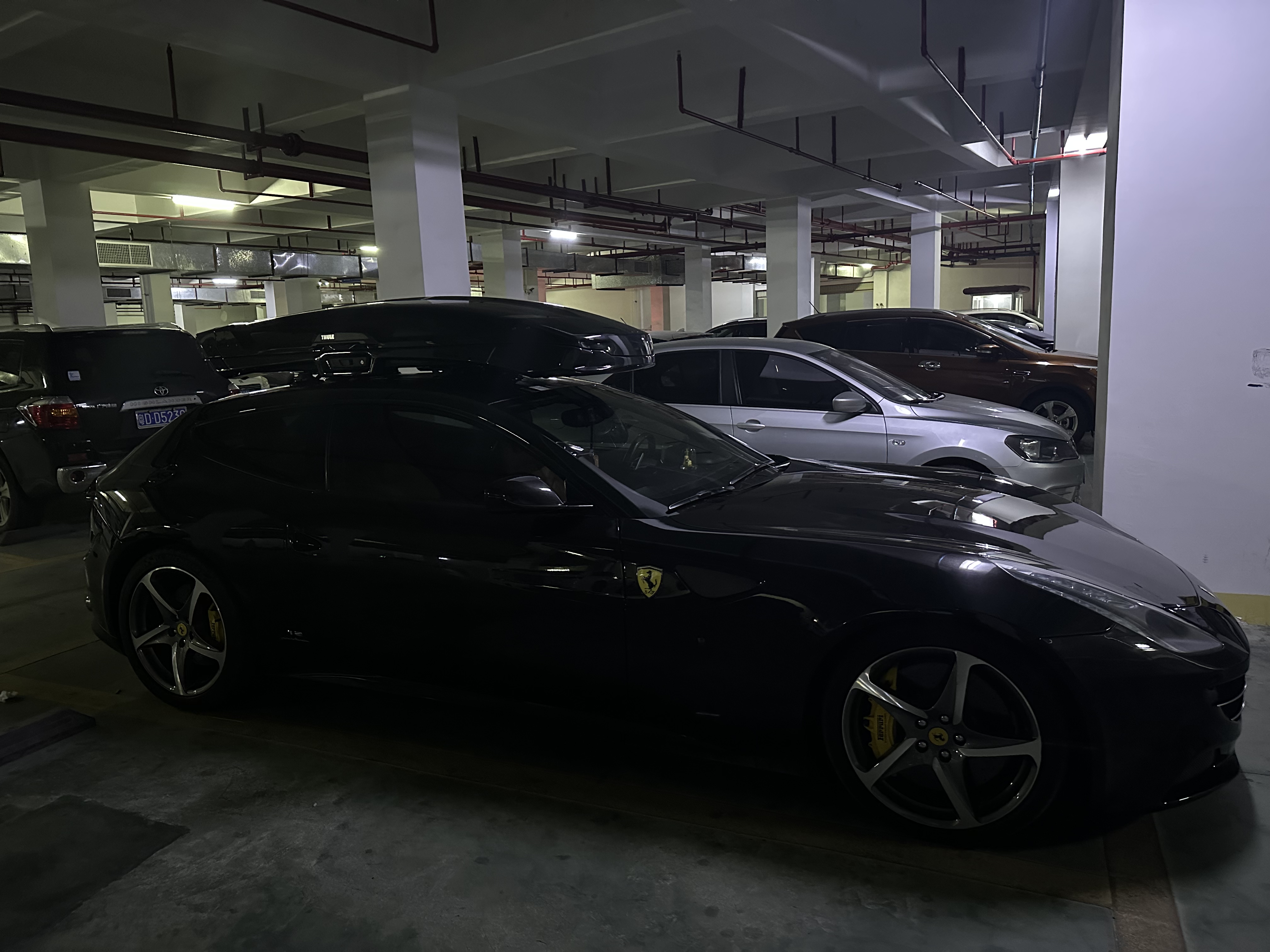 法拉利 2012款 FF 6.3L V12