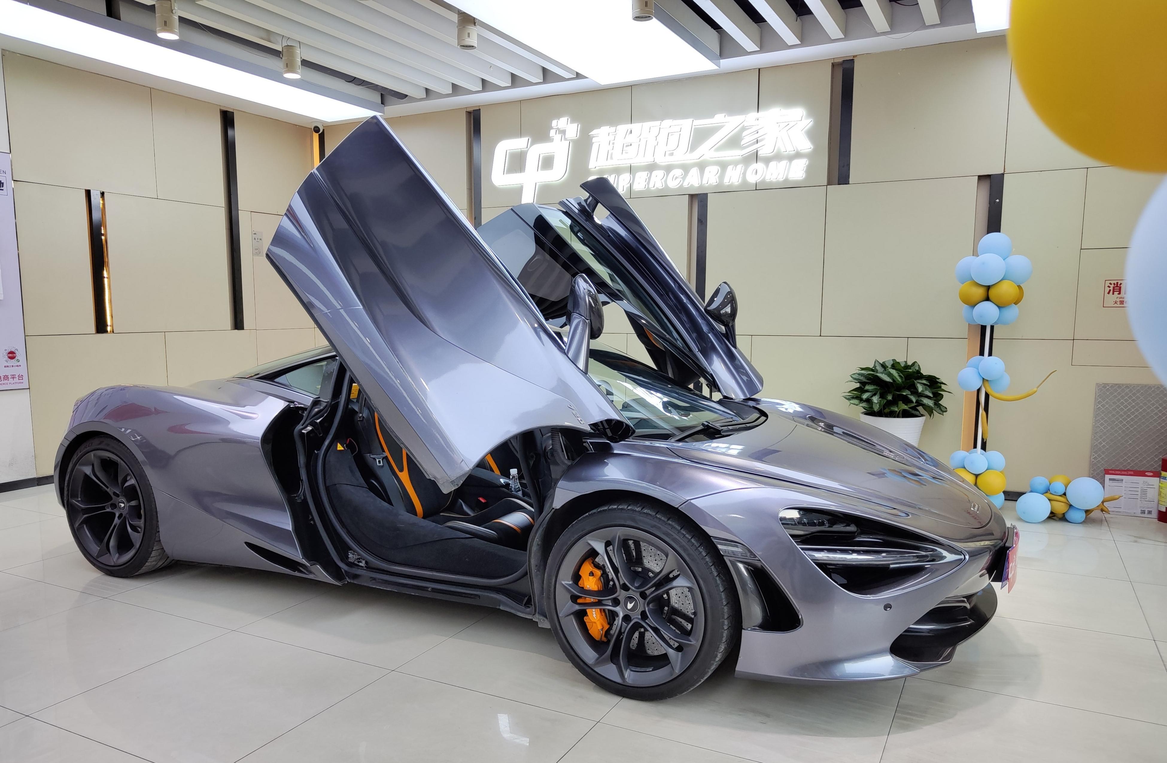 迈凯伦720S 红色2018年09月