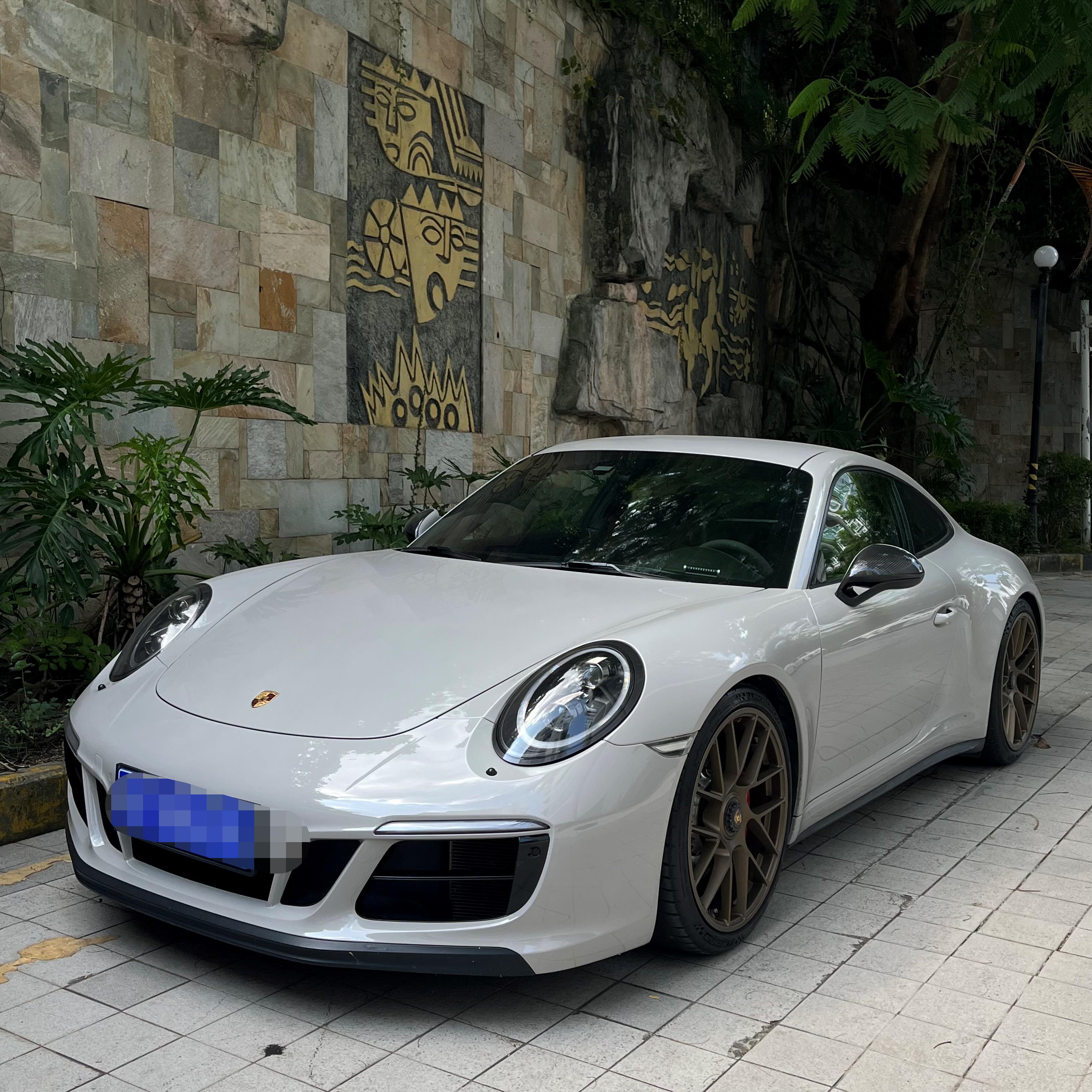 保时捷911红色2018年11月