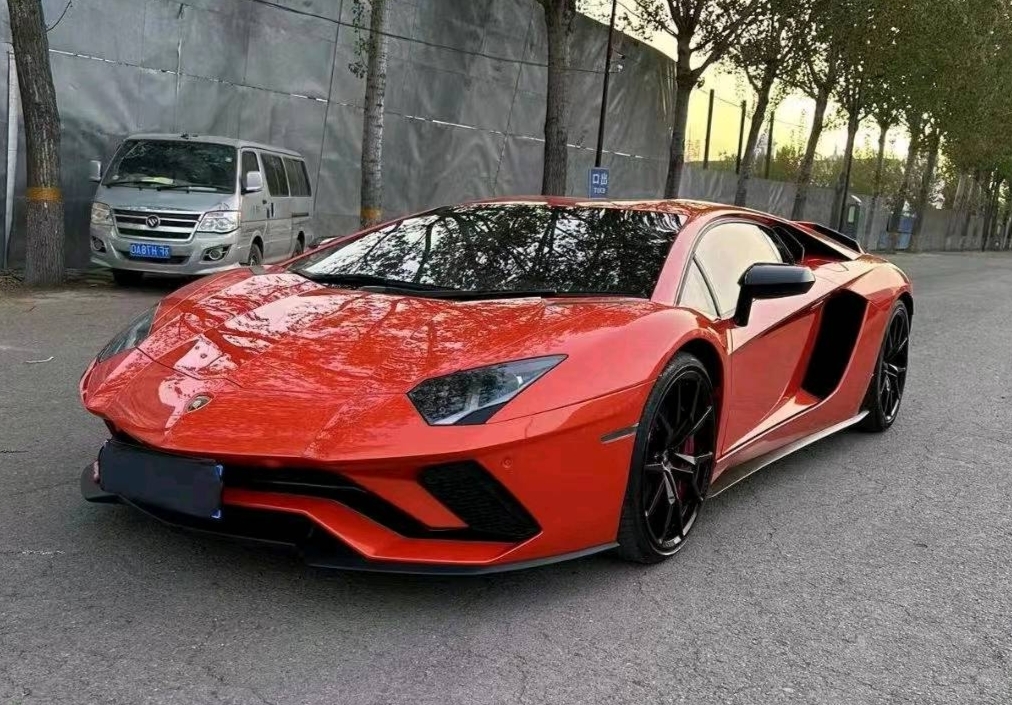 兰博基尼Aventador橙色2019年03月