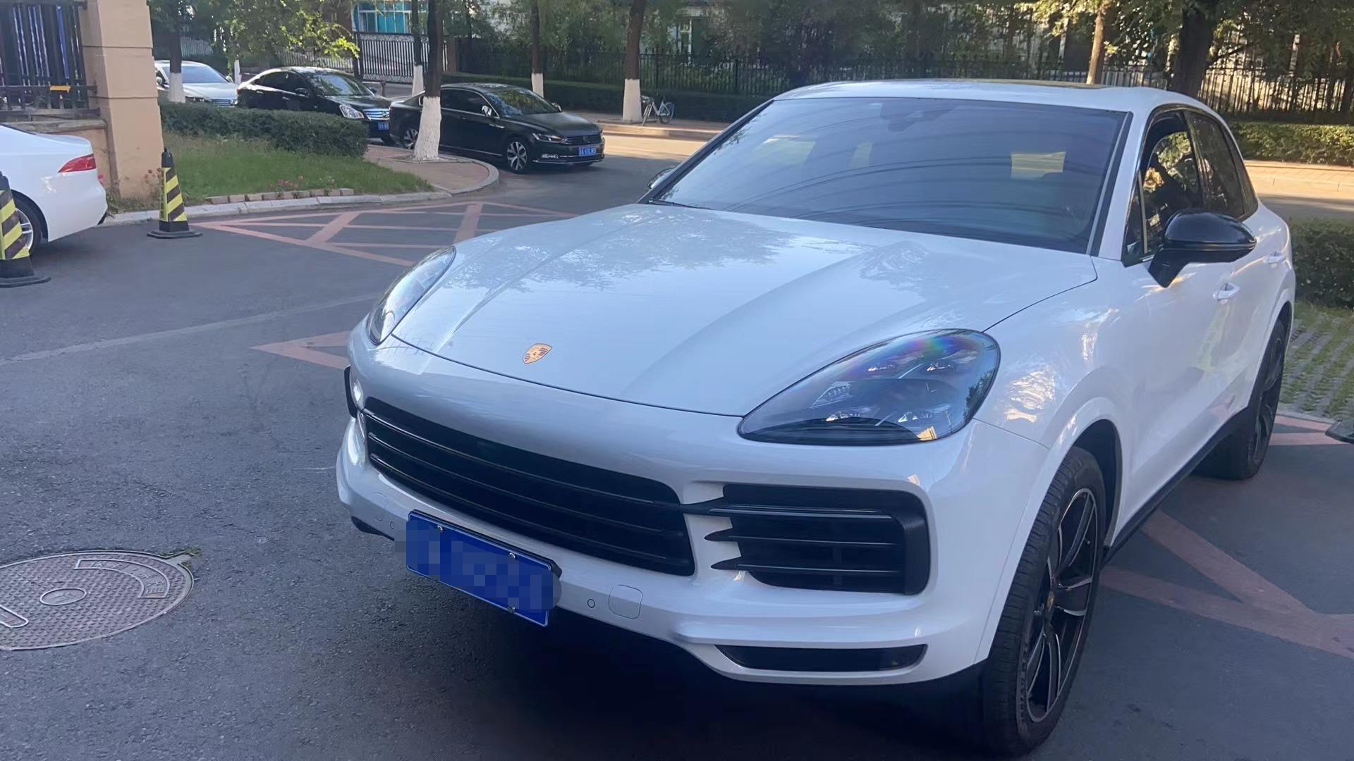保时捷Cayenne 白色2023年01月