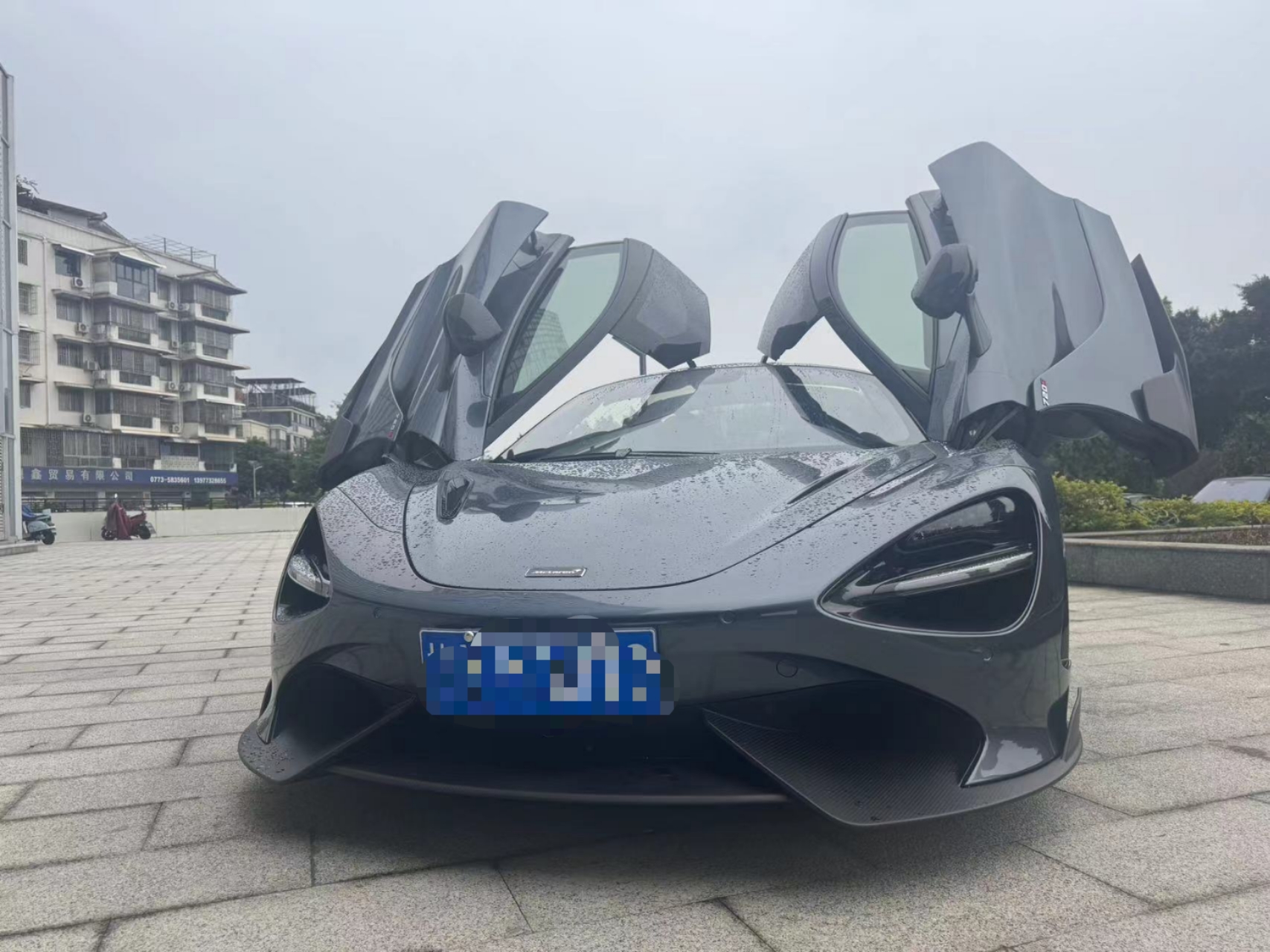 迈凯伦720S 灰色2019年04月