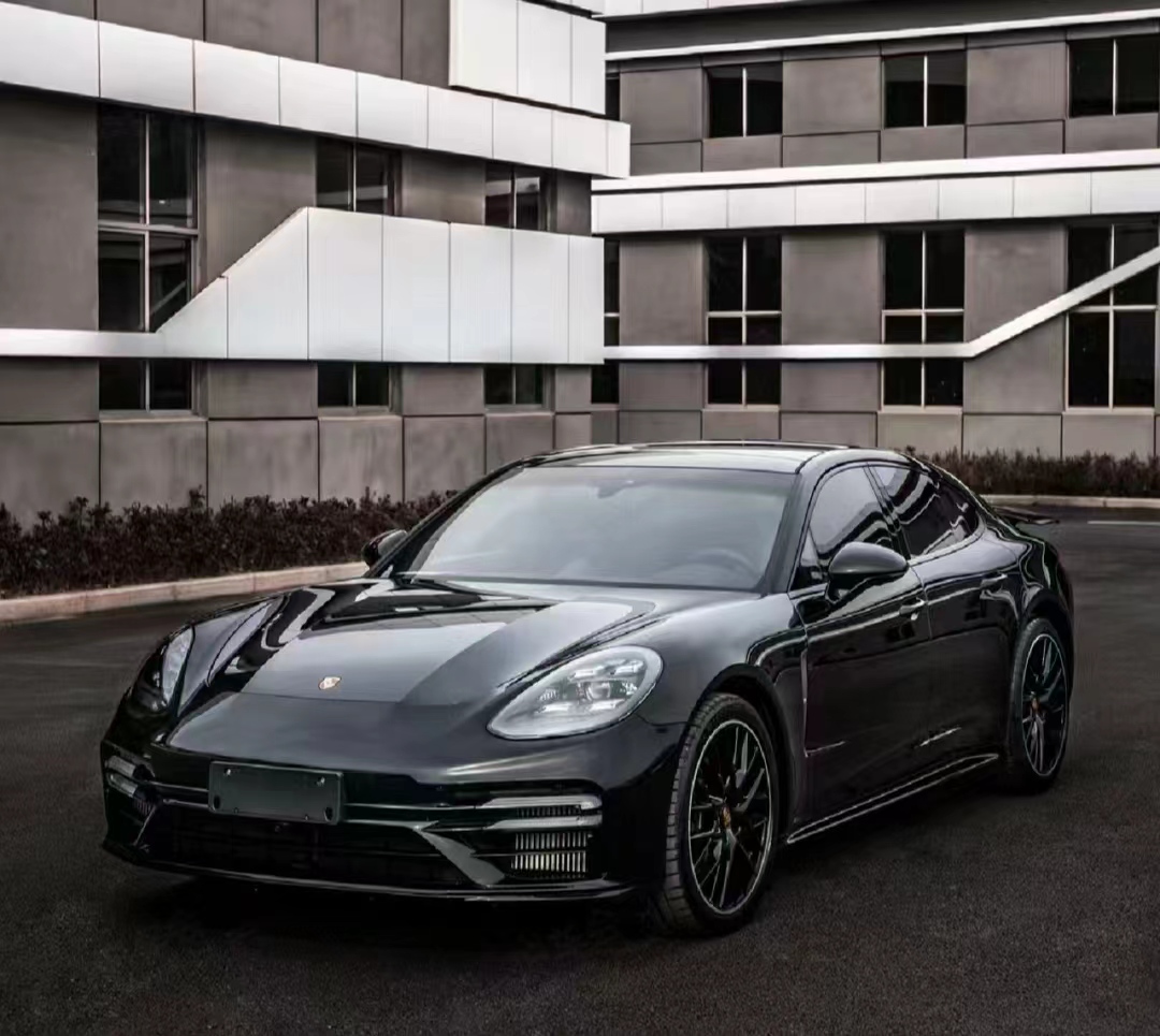 保时捷Panamera 灰色2023年08月