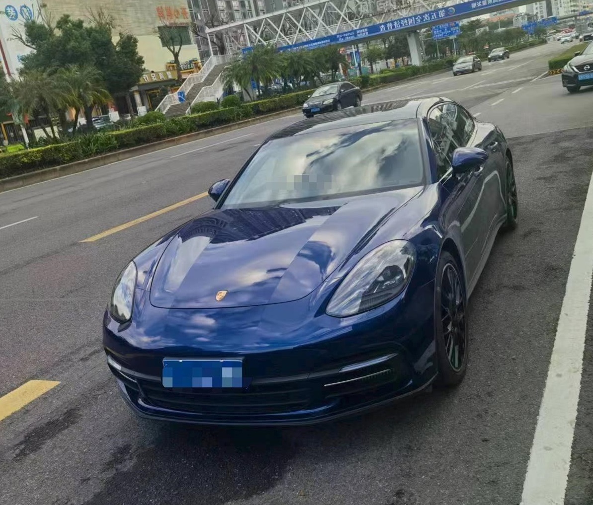 保时捷 2019款 Panamera 行政加长版 2.9T