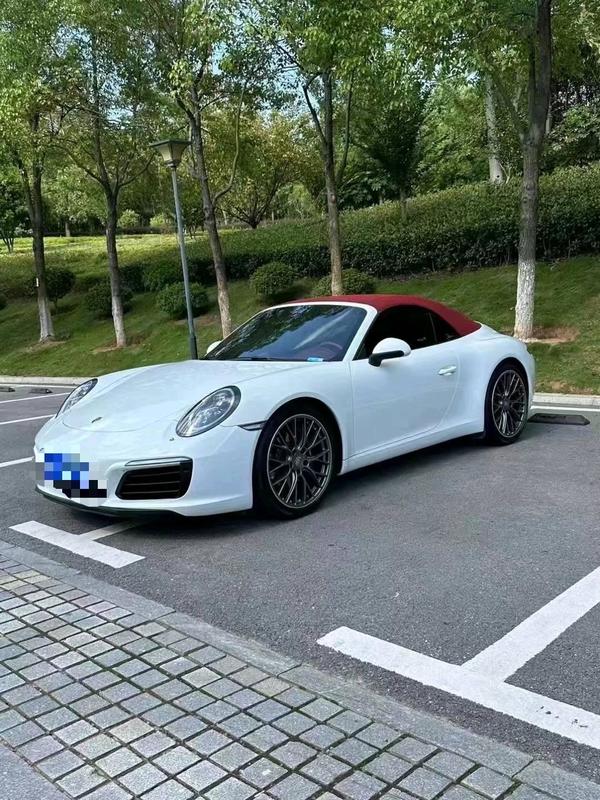 保时捷911白色2019年05月