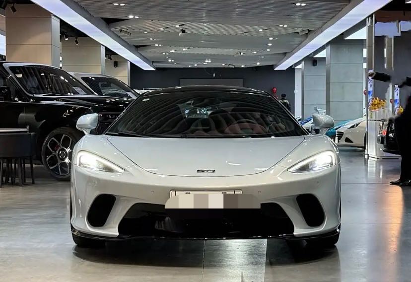 迈凯伦GT白色2023年03月