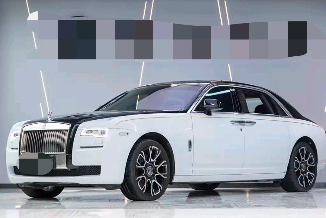 劳斯莱斯古思特黑色2013年12月