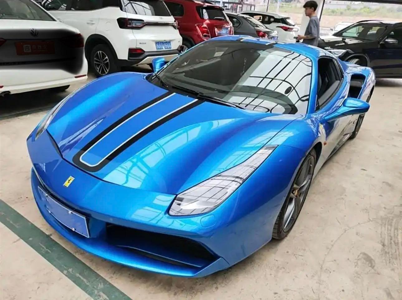 法拉利488蓝色2018年07月