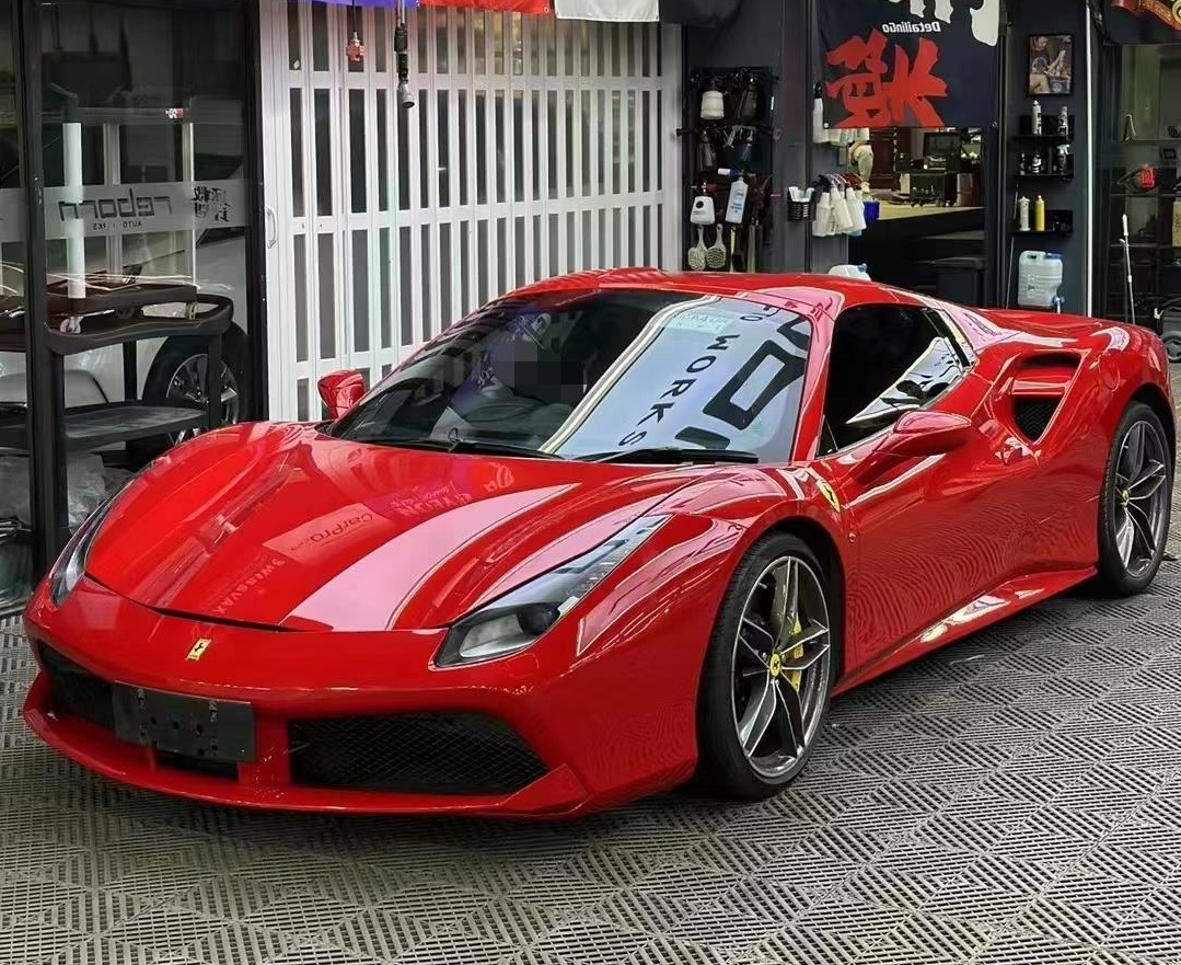 法拉利488红色2018年01月