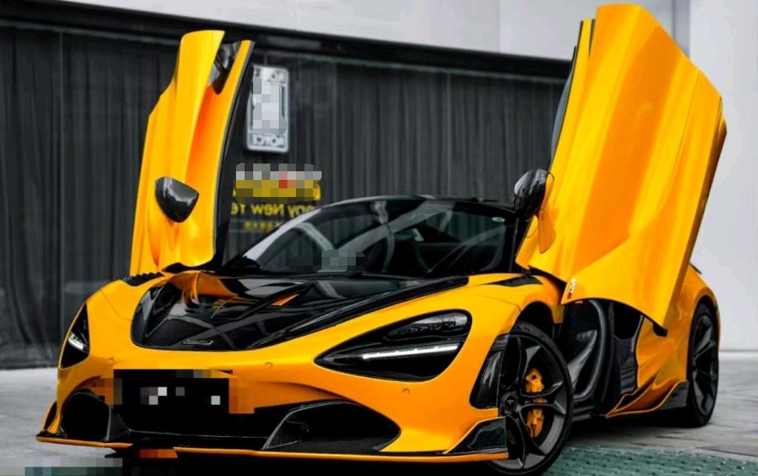 迈凯伦720S 黄色2020年11月