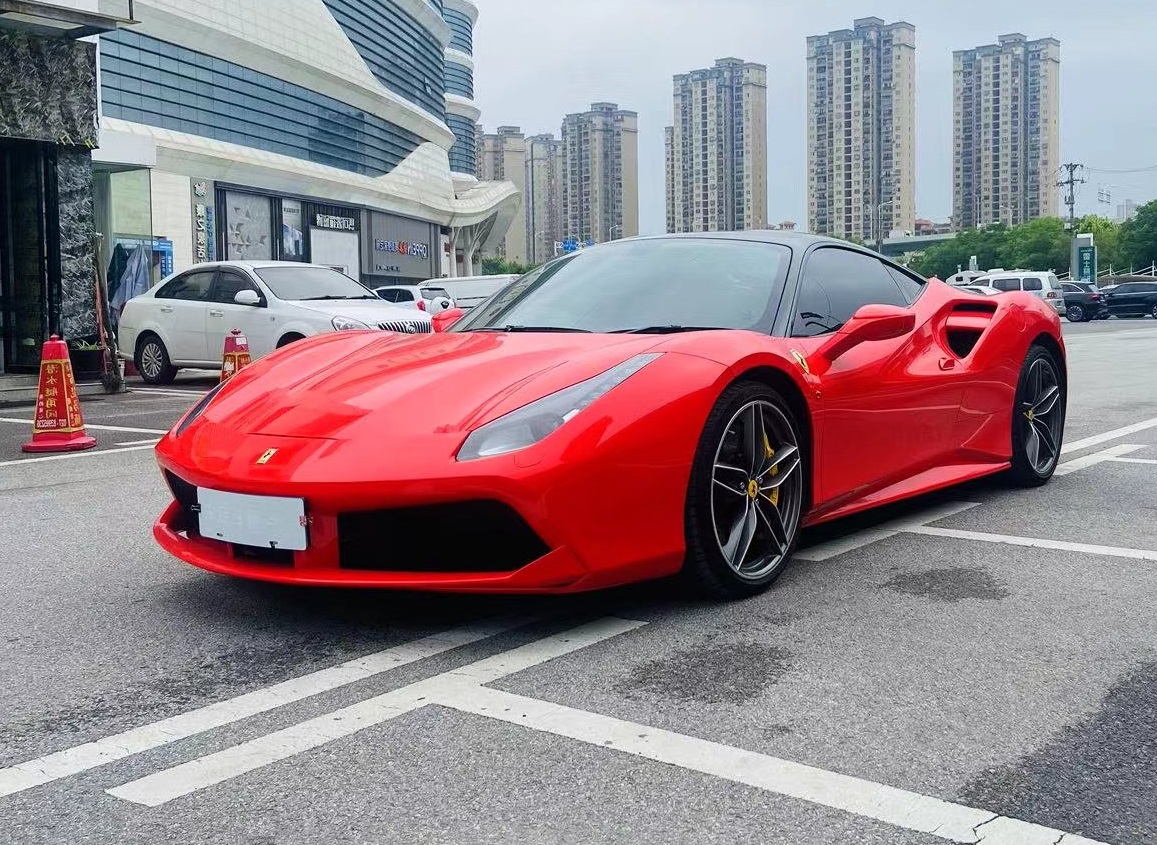 法拉利488黑色2017年11月