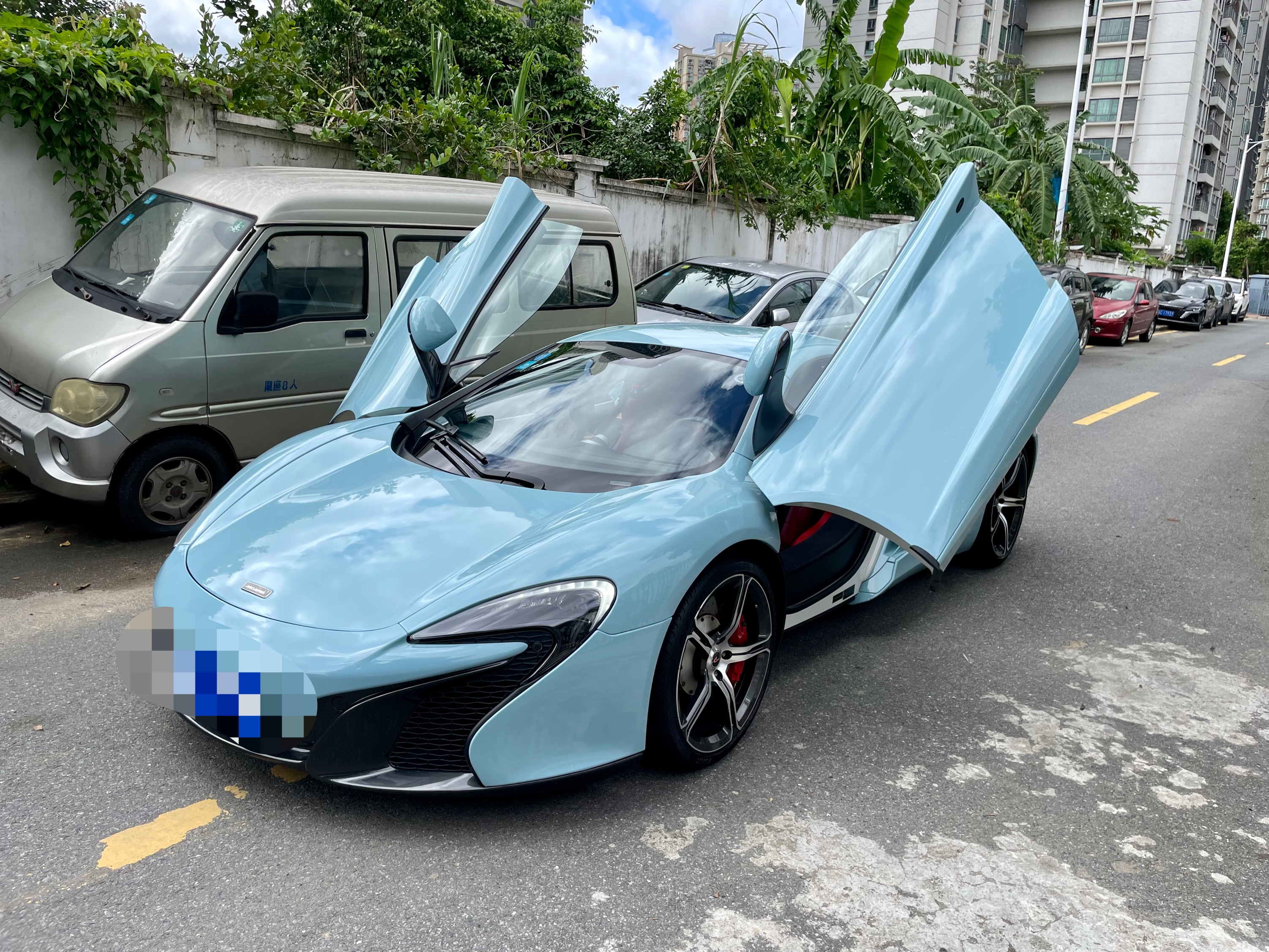 迈凯伦625C白色2016年09月