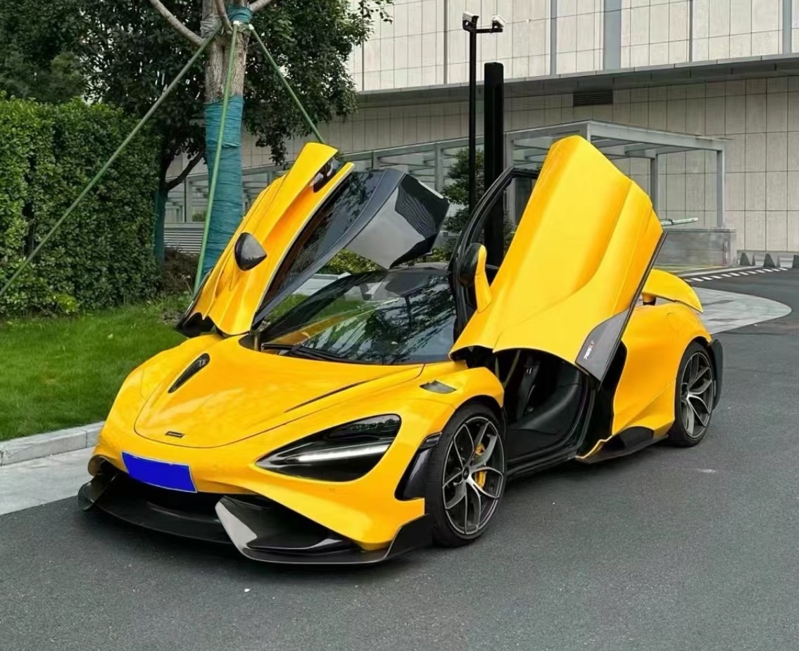 迈凯伦720S 黄色2021年01月