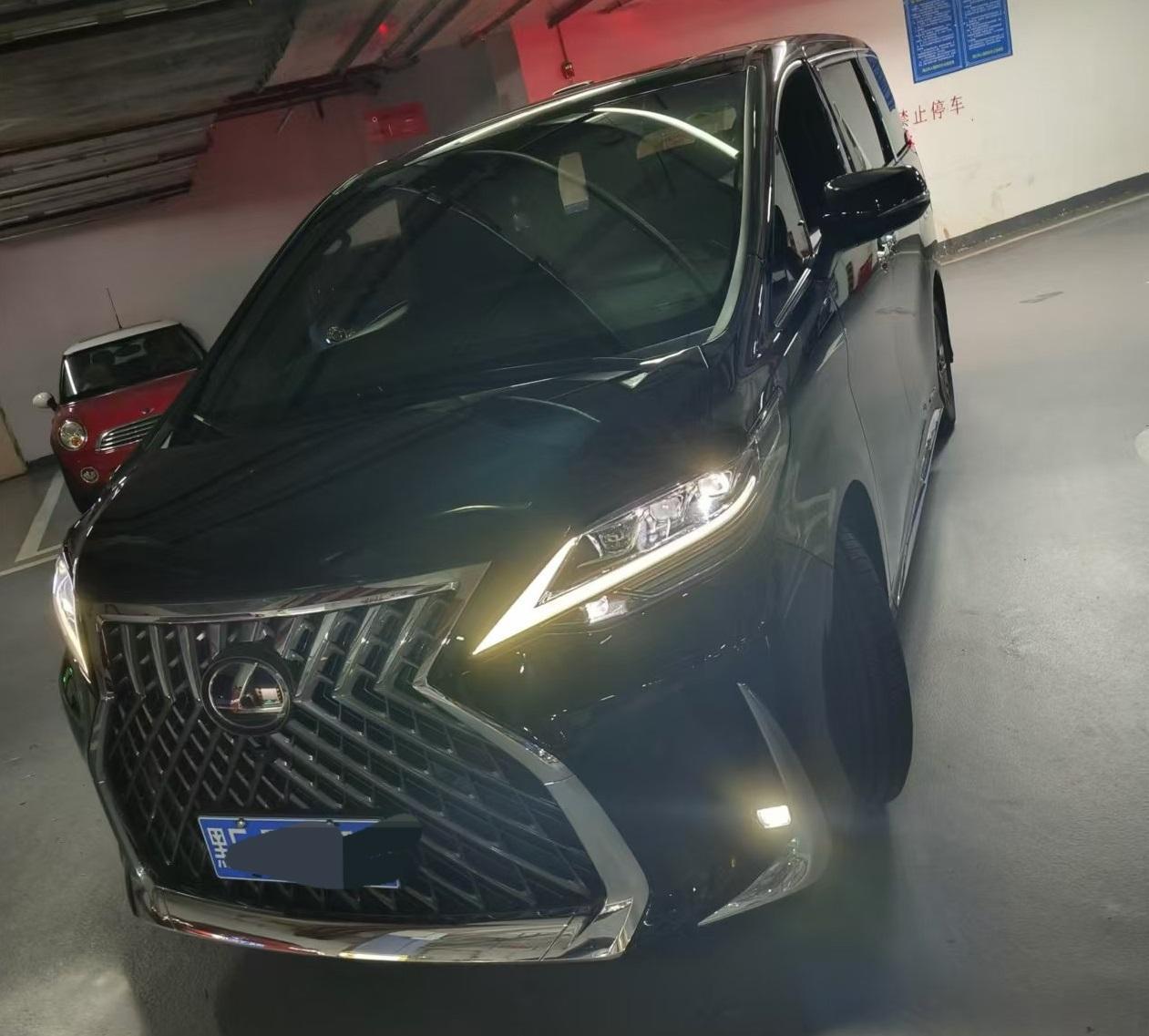 雷克萨斯 2020款 LM 300h 四座御世版