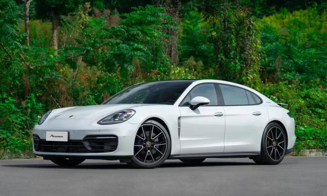 保时捷Panamera 白色2023年01月