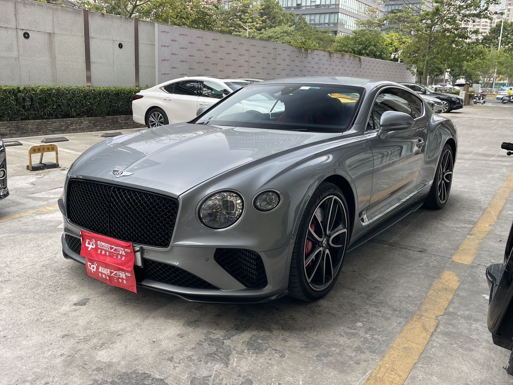 宾利欧陆GT银灰色2018年11月