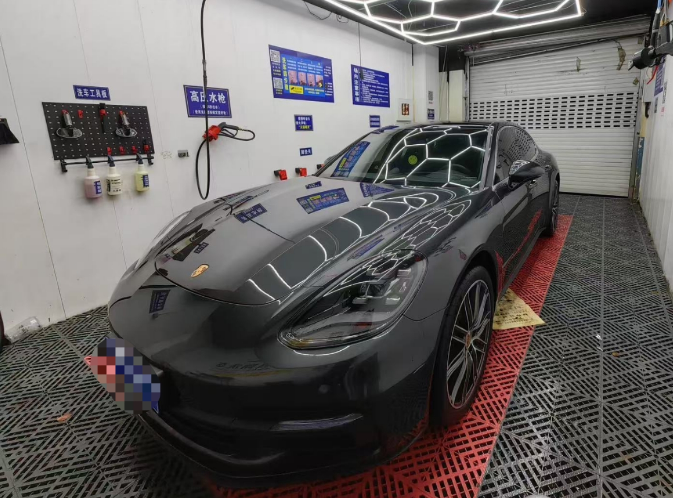 保时捷Panamera 灰色2021年01月