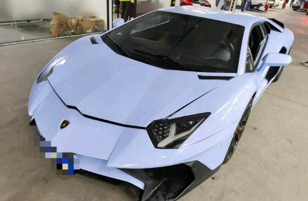 兰博基尼 2011款 Aventador LP 700-4