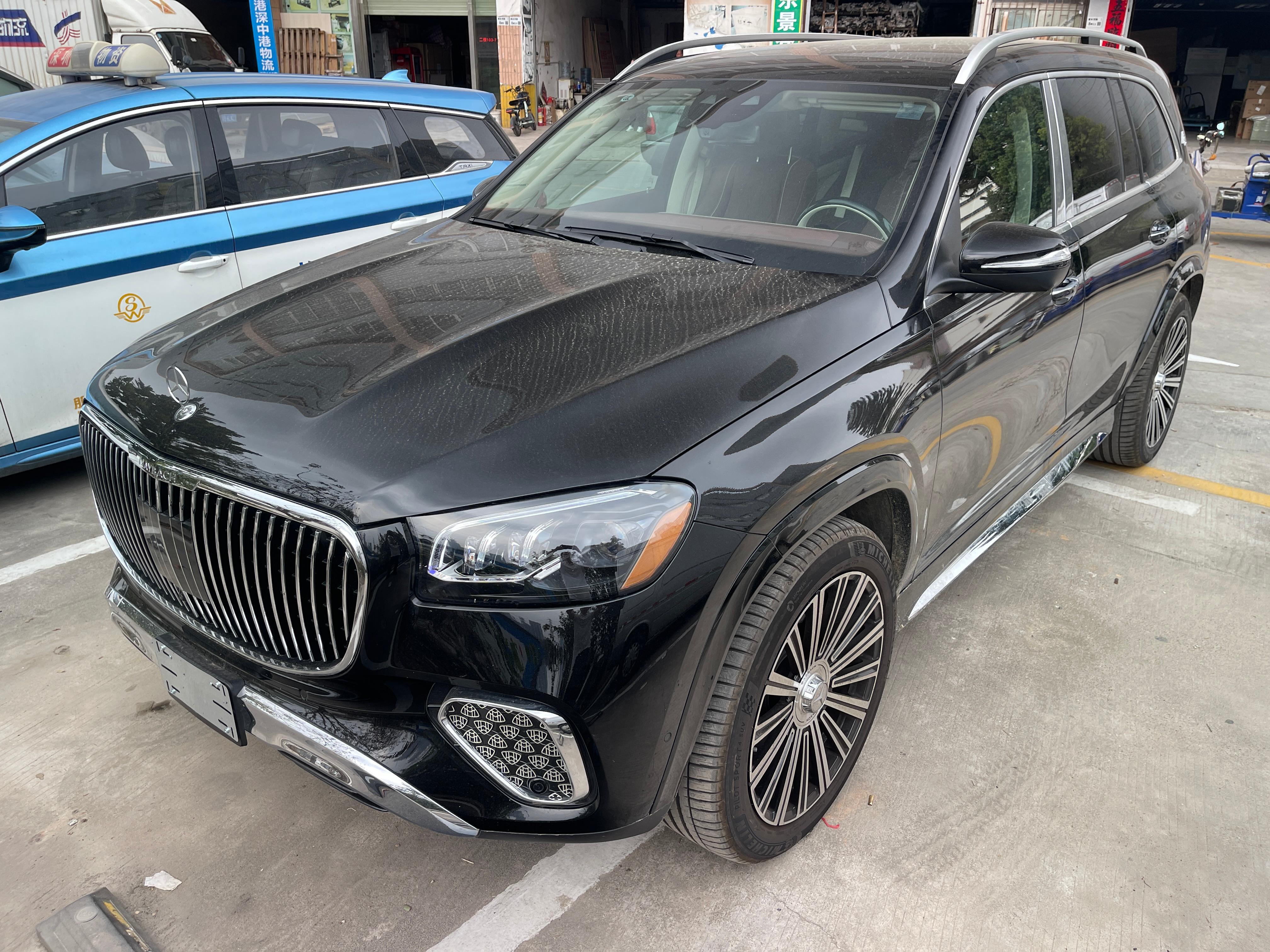 奔驰迈巴赫GLS480定制版黑色2025年07月