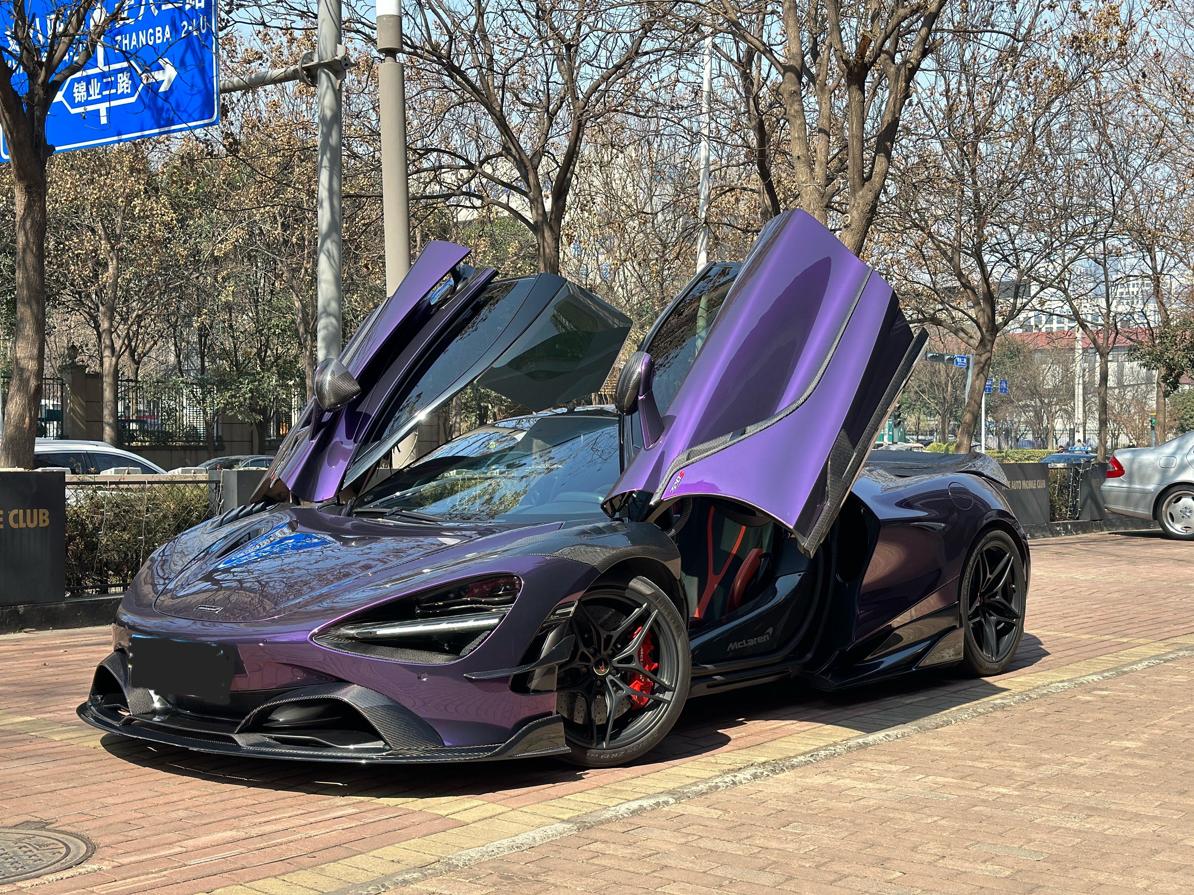 迈凯伦720S 紫色2018年11月