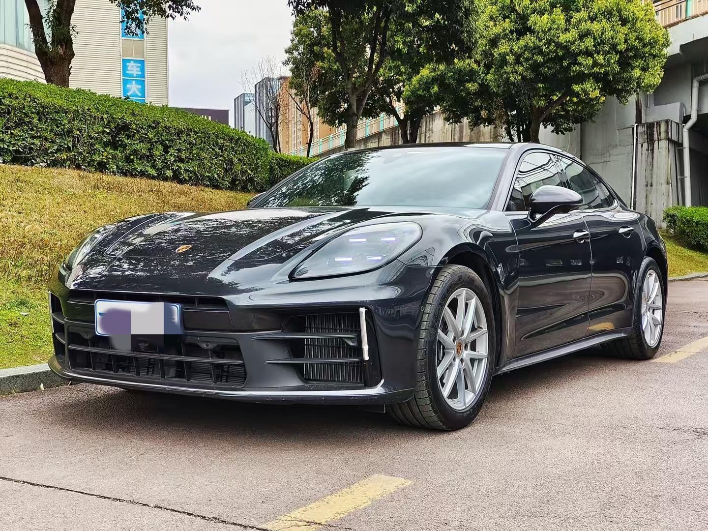 保时捷Panamera 灰色2025年01月