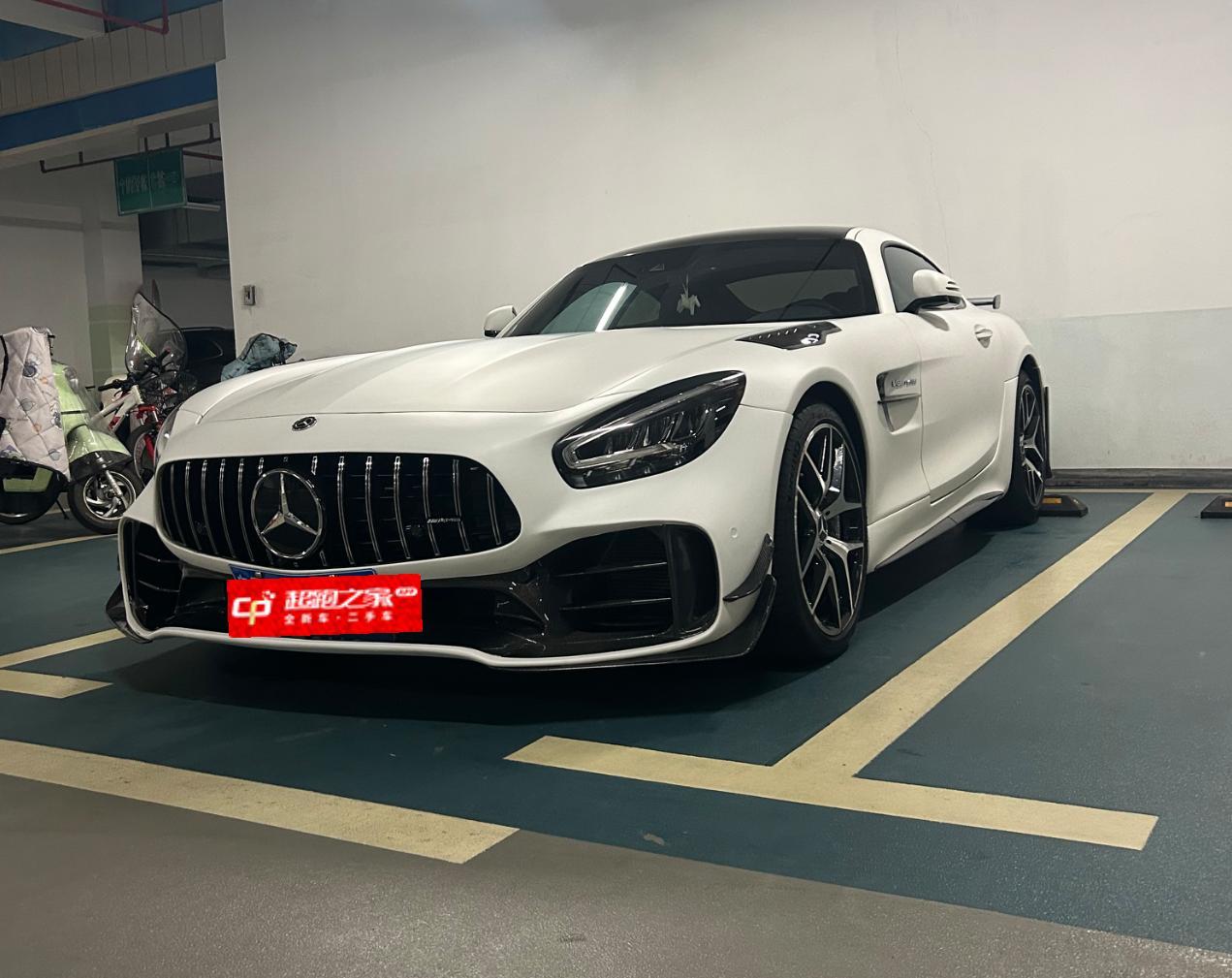 奔驰AMGAMG GT白色2021年04月