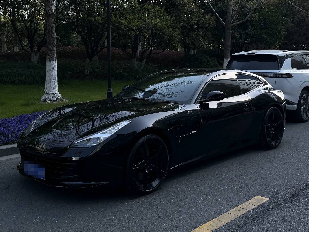 法拉利GTC4 lusso T红色2018年03月