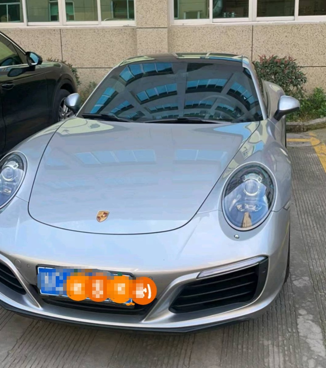 保时捷911银灰色2018年04月