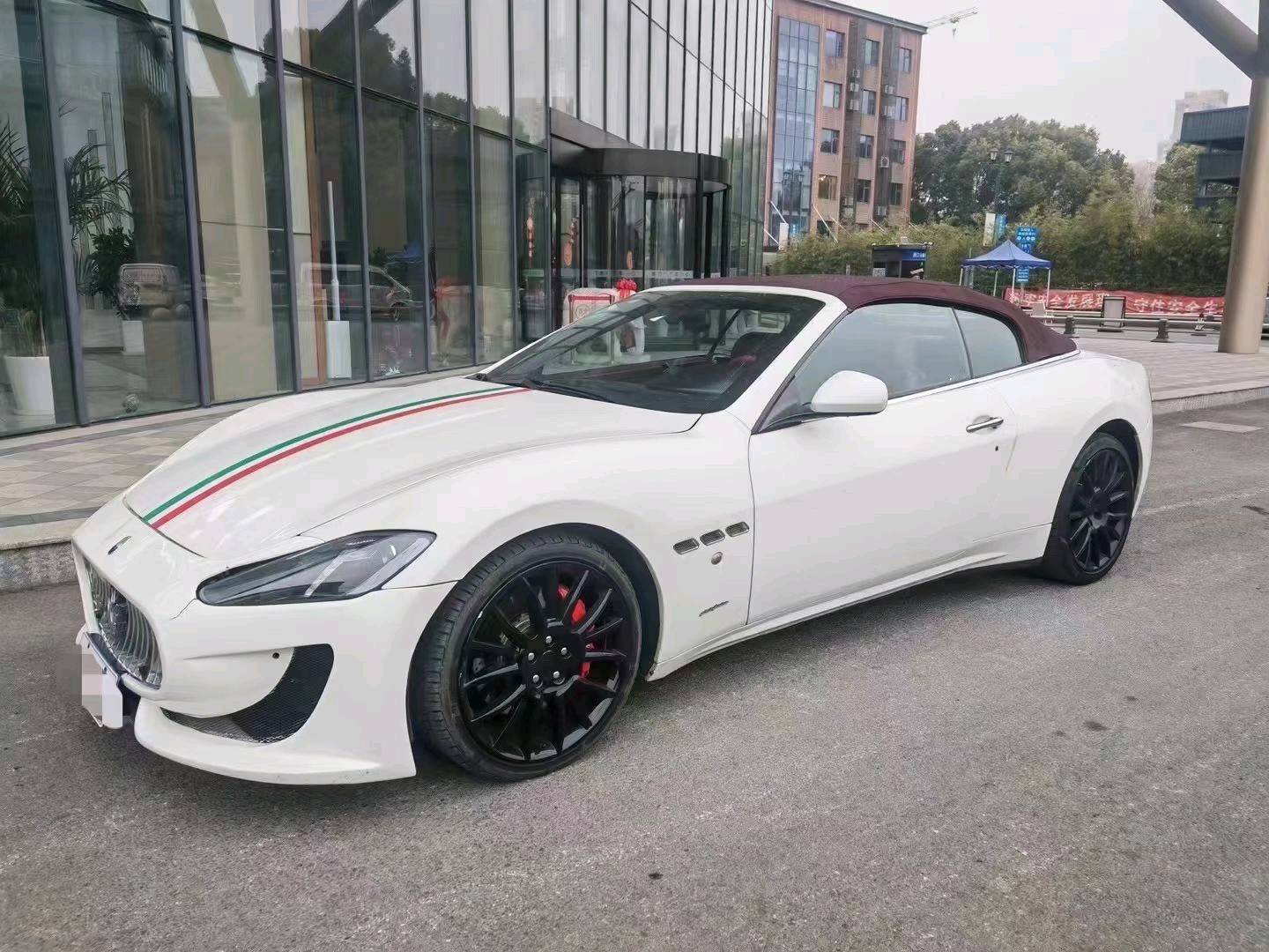 玛莎拉蒂 GranCabrio 2010款 4.7L Automatic