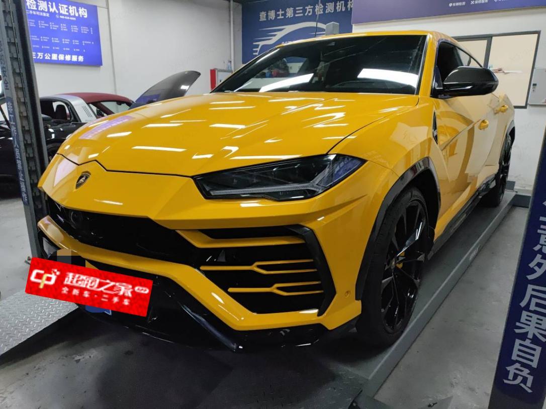 兰博基尼Urus黄色2021年03月