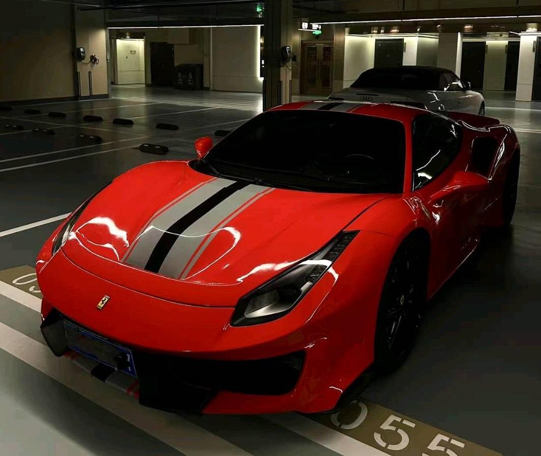 法拉利 2015款 488 GTB