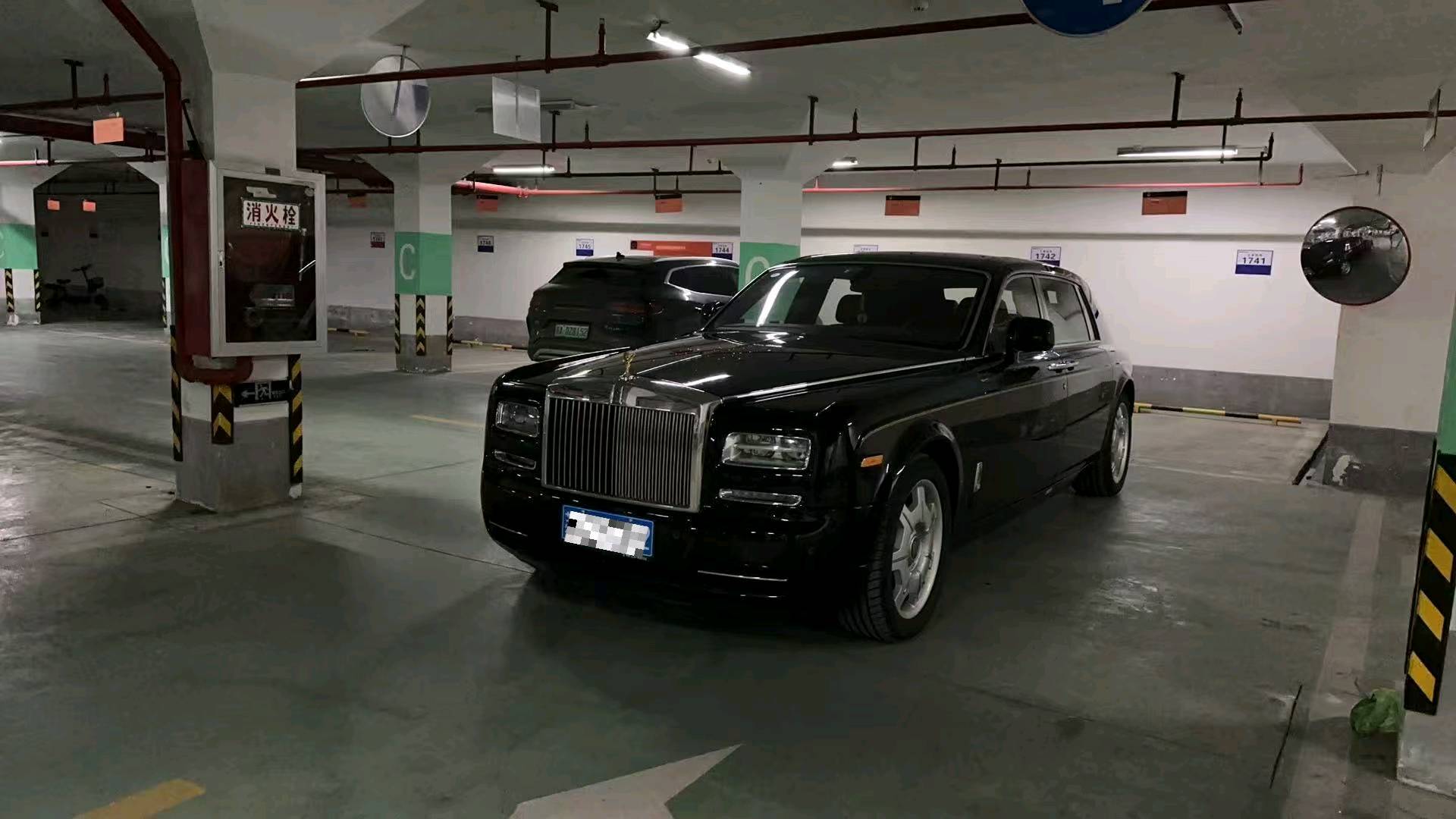 劳斯莱斯 2013款 幻影 6.7L 加长版(EWB)