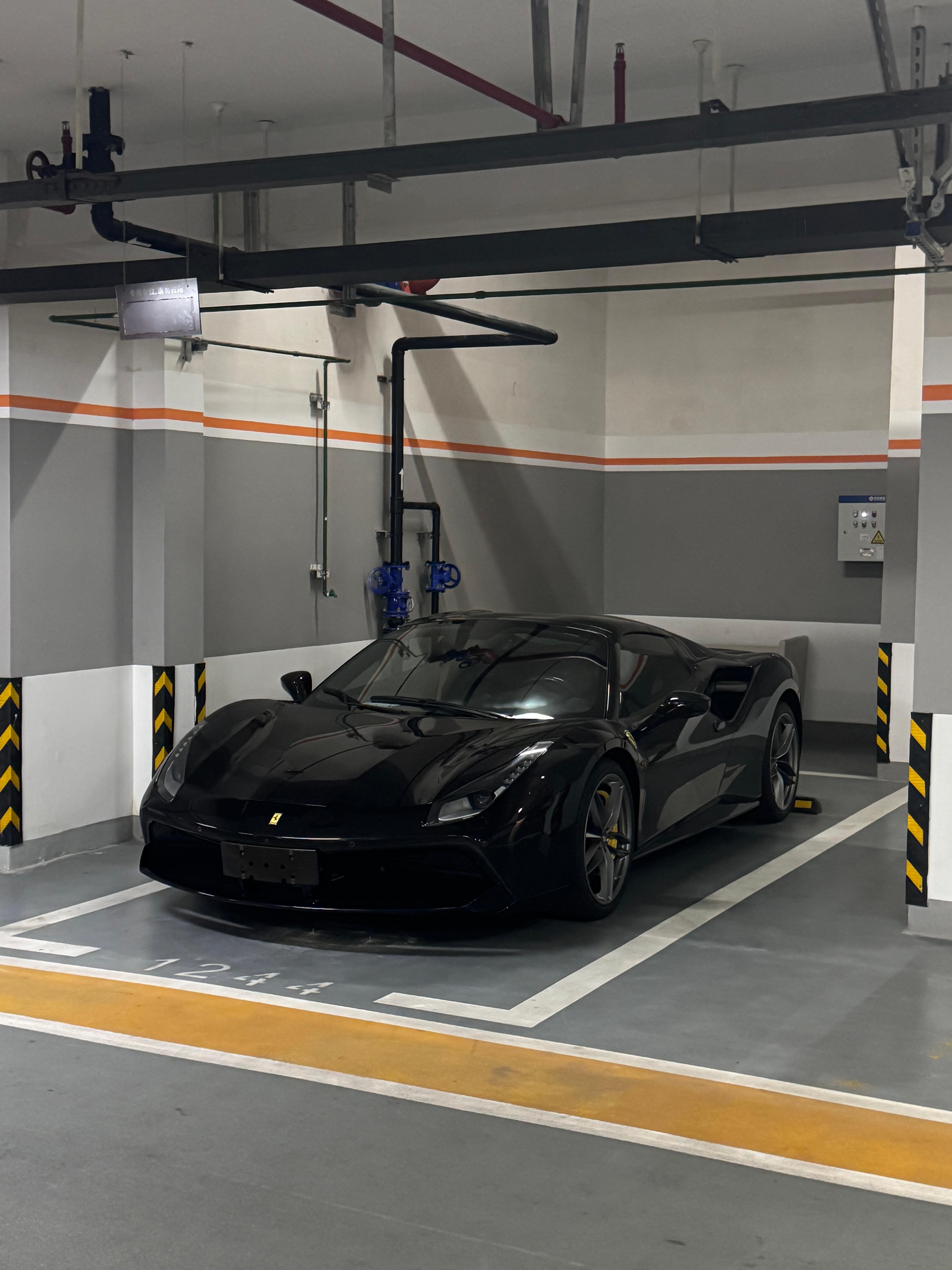 法拉利 2015款 488 Spider