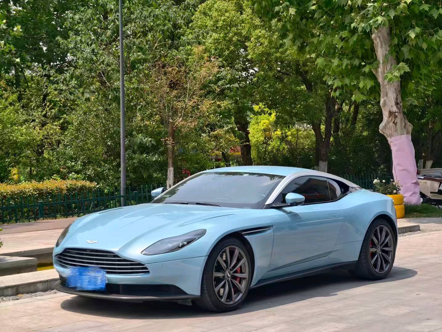 阿斯顿马丁DB11 黑色2018年05月