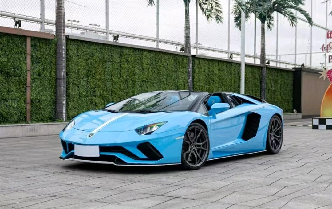 兰博基尼Aventador蓝色2014年06月