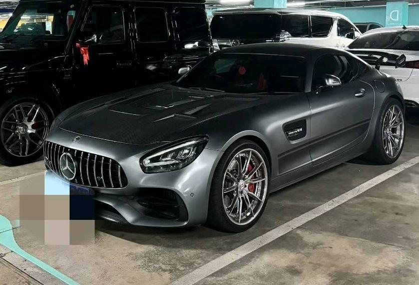 奔驰AMG GT银灰色2021年05月