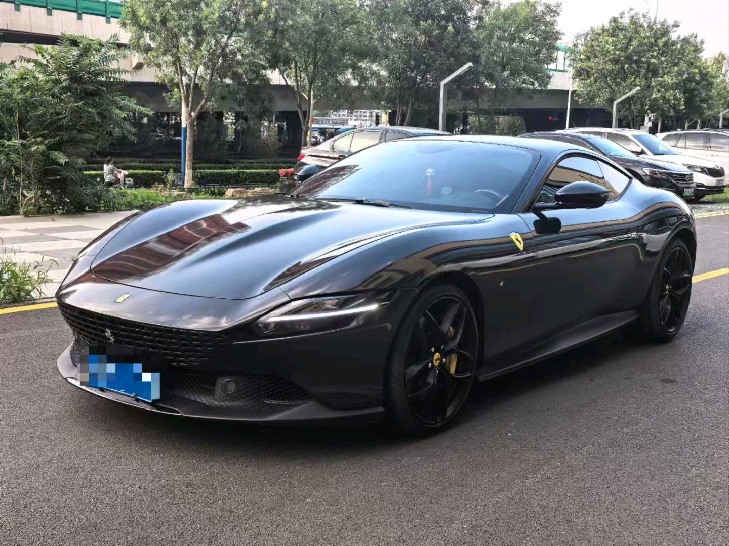 法拉利Roma红色2023年09月