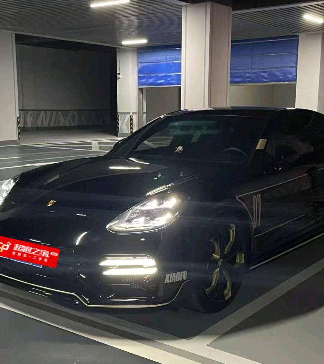 保时捷Panamera 灰色2024年01月