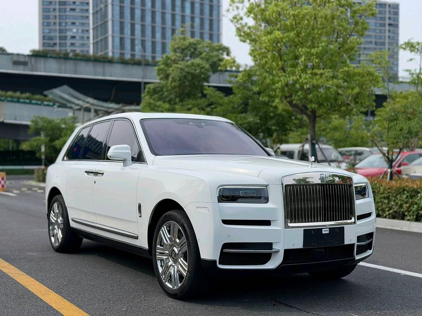 劳斯莱斯库里南白色2023年05月