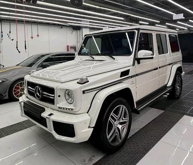 奔驰G级 AMG白色2013年09月