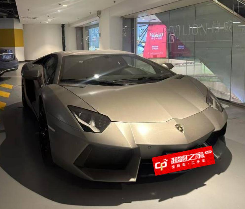 兰博基尼Aventador橙色2013年07月