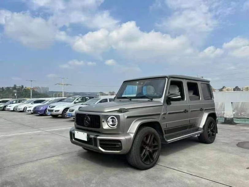 奔驰AMGG级 AMG银灰色2022年12月
