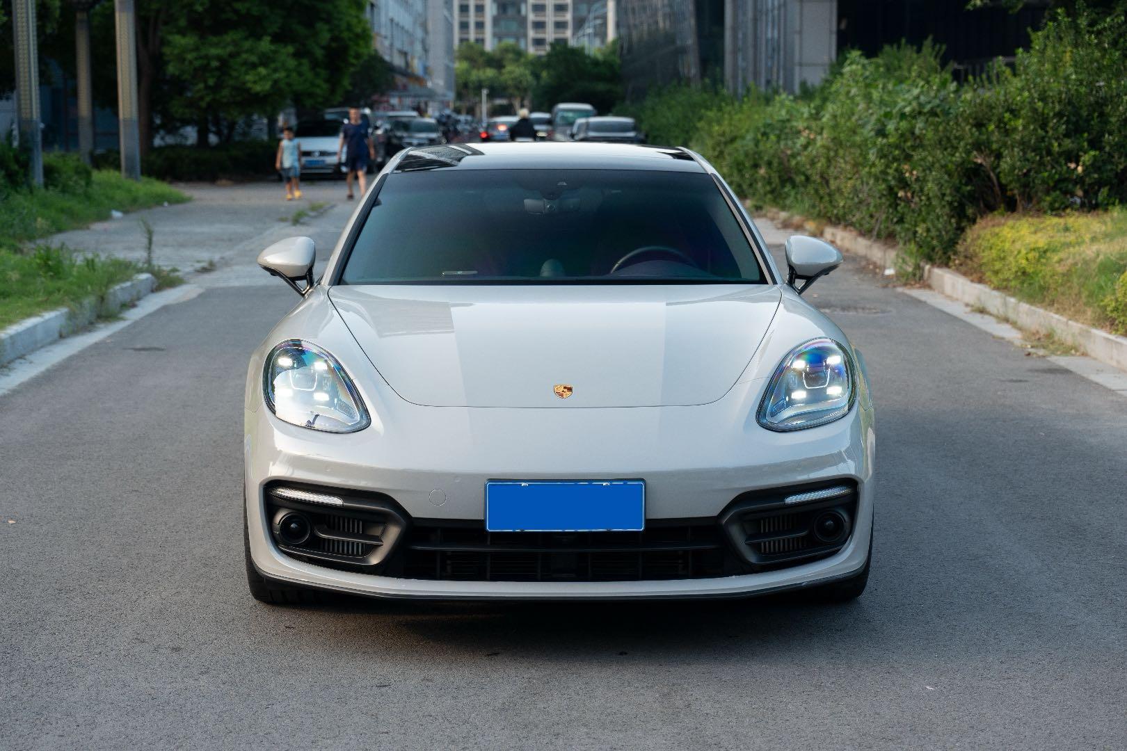 保时捷 2023款 Panamera 行政加长版 2.9T